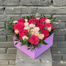 Цветочная композиция из Розы в коробке в Сяве