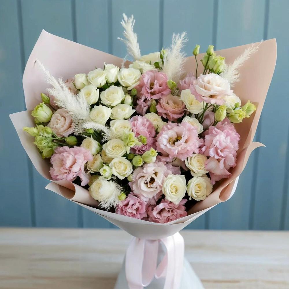 Букет цветов из: Альстромерии и Розы в Сяве