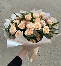 Букет Кремовые розы Латте в Сяве