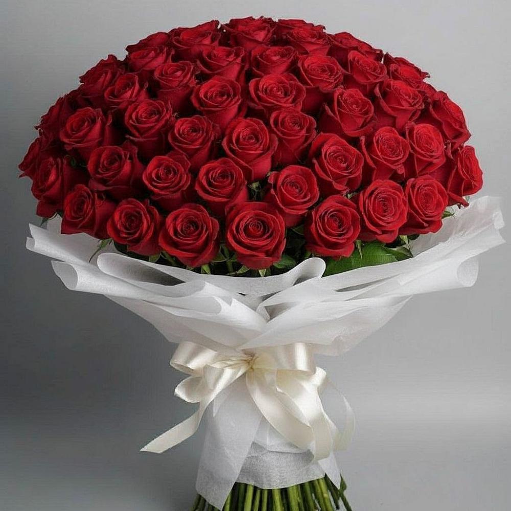 Букет 101 Красная роза Блэк Мэджик в Сяве