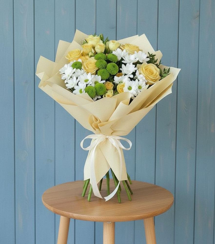 Букет цветов из: Хризантемы и Розы в Сяве