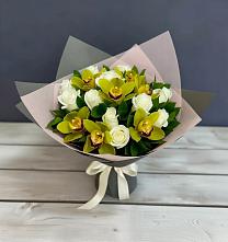 Букет цветов из:  Орхидеи и Розы в Сяве