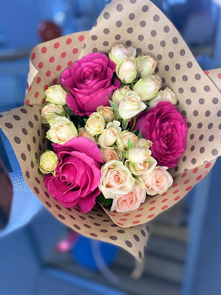 Букет цветов из: Розы в Сяве