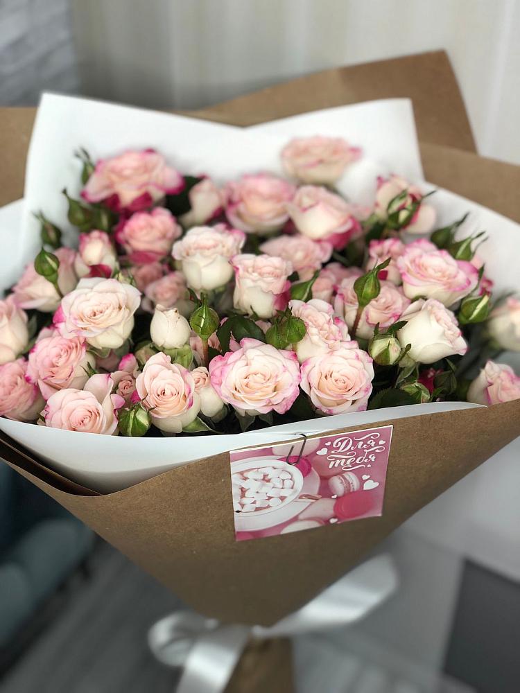 Букет цветов из: Розы в Сяве