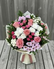 Букет цветов из:  Альстромерии, Гвоздики, Розы и Хризантемы в Сяве