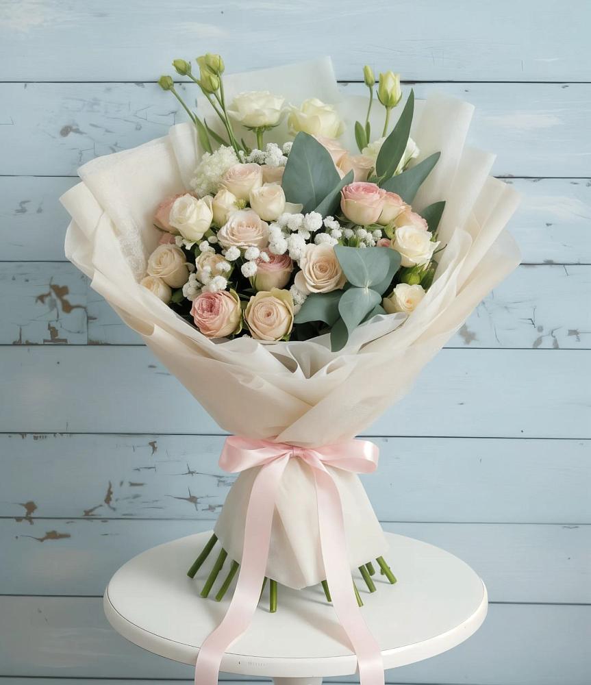 Букет цветов из: Розы и Лизиантусы в Сяве