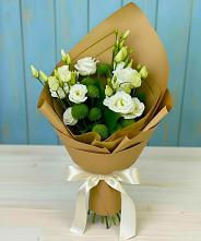 Букет цветов из:  Хризантемы и Лизиантусы в Сяве