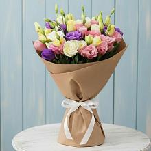 Букет цветов из:  Лизиантусы в Сяве