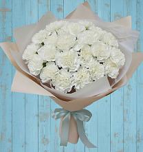 Букет цветов из:  Гвоздики в Сяве